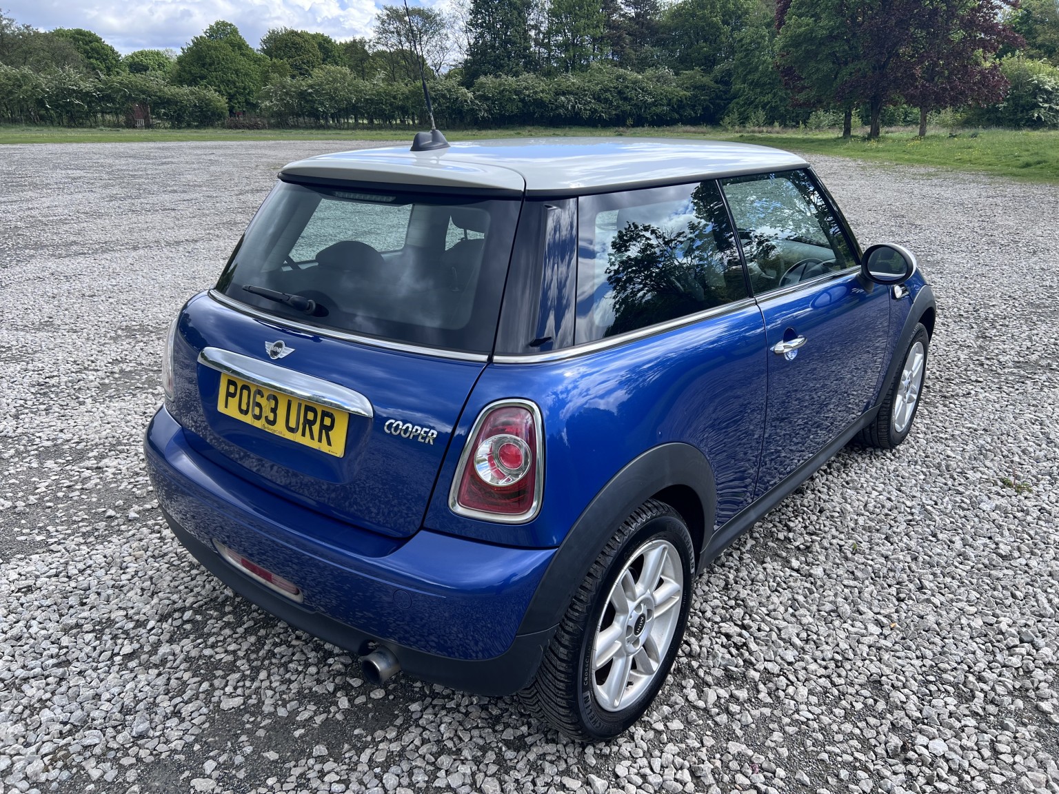 MINI HATCH