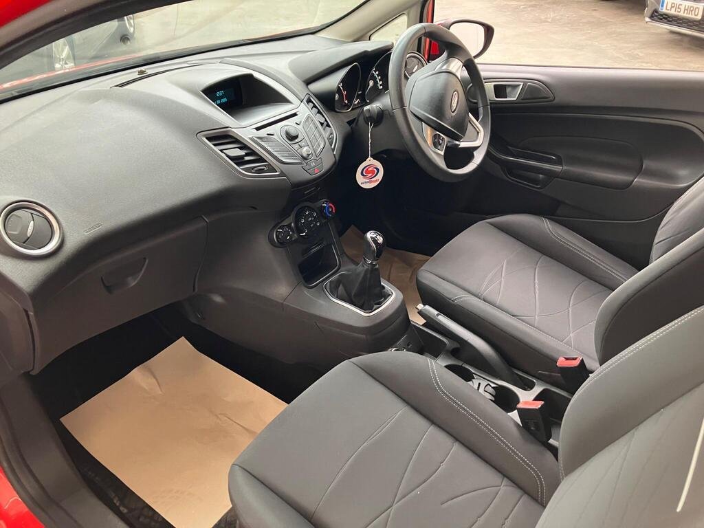  FORD FIESTA
